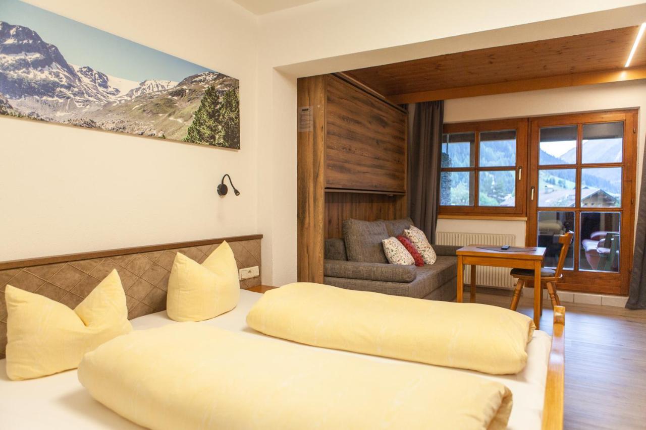 Sonnenhof - Apartments & Zimmer Kaunertal Exterior photo