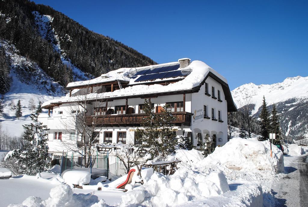 Sonnenhof - Apartments & Zimmer Kaunertal Exterior photo
